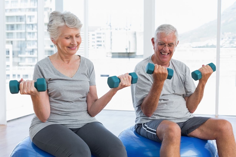 长期补充NMN可提高老年人的NAD+水平，并增强肌肉力量
